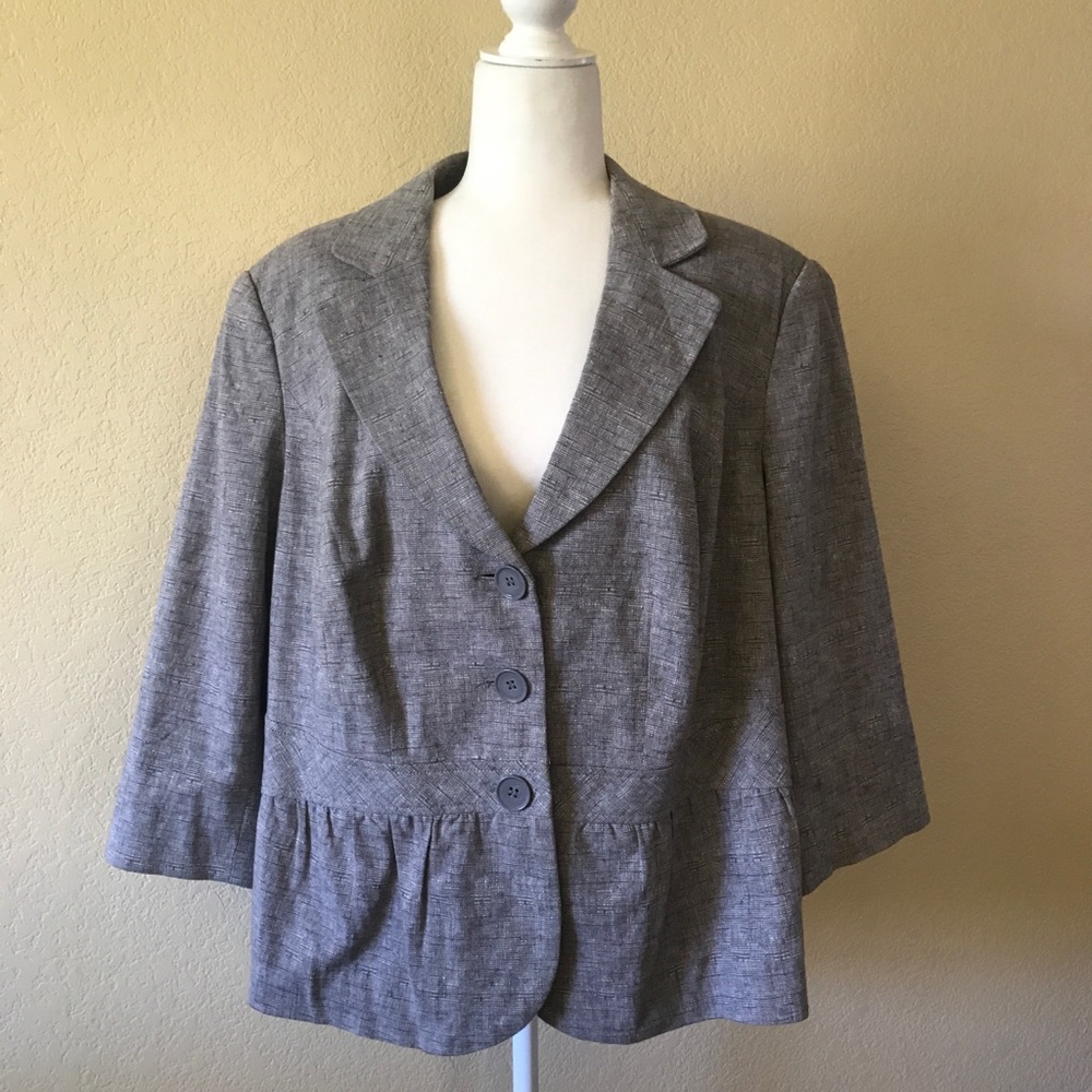 Lane Bryant pretty gray three button blazer